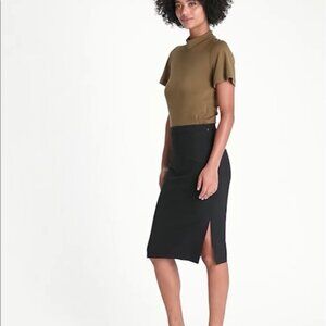 Banana Republic "Essential" midi stretch wool pencil skirt with slit - size 4R